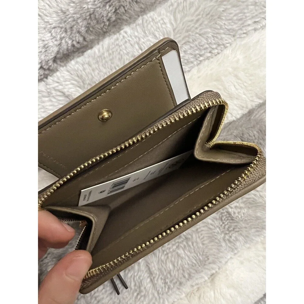 Tory Burch KIRA Chevron Bi Fold Wallet Sandpiper Brown Gold New with Tag $198